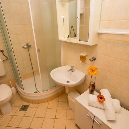 Charming Do-ma-ni Apartment Baška