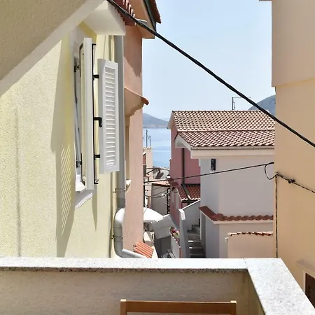 Charming Do-ma-ni Apartment Baška