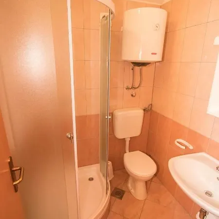 Charming Do-ma-ni Apartament *