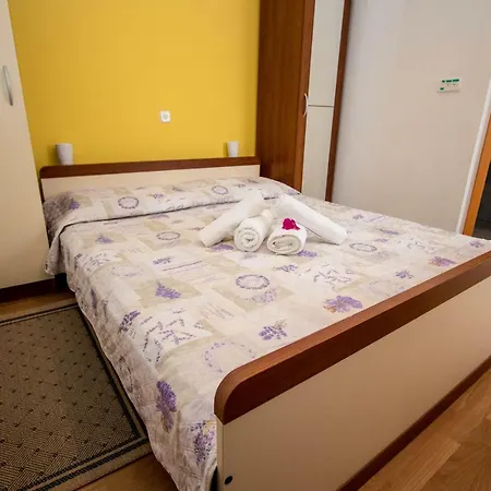Apartament Charming Do-ma-ni Baška